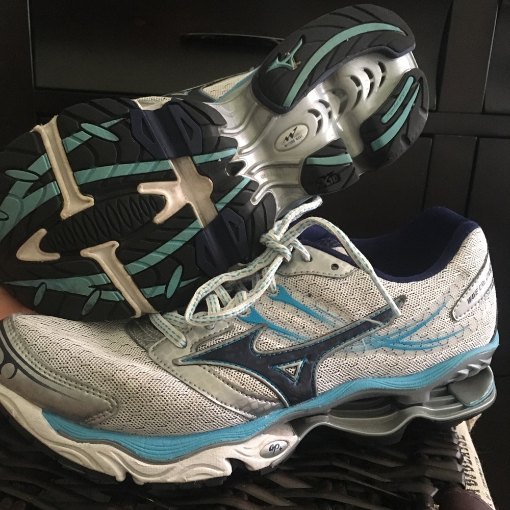 Mizuno Wave Creation 14 sneakers
